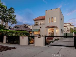 4022 Willowcrest Avenue Studio City CA 91604 | MLS #SR26056870 45 MLS #SR26056870 image #0