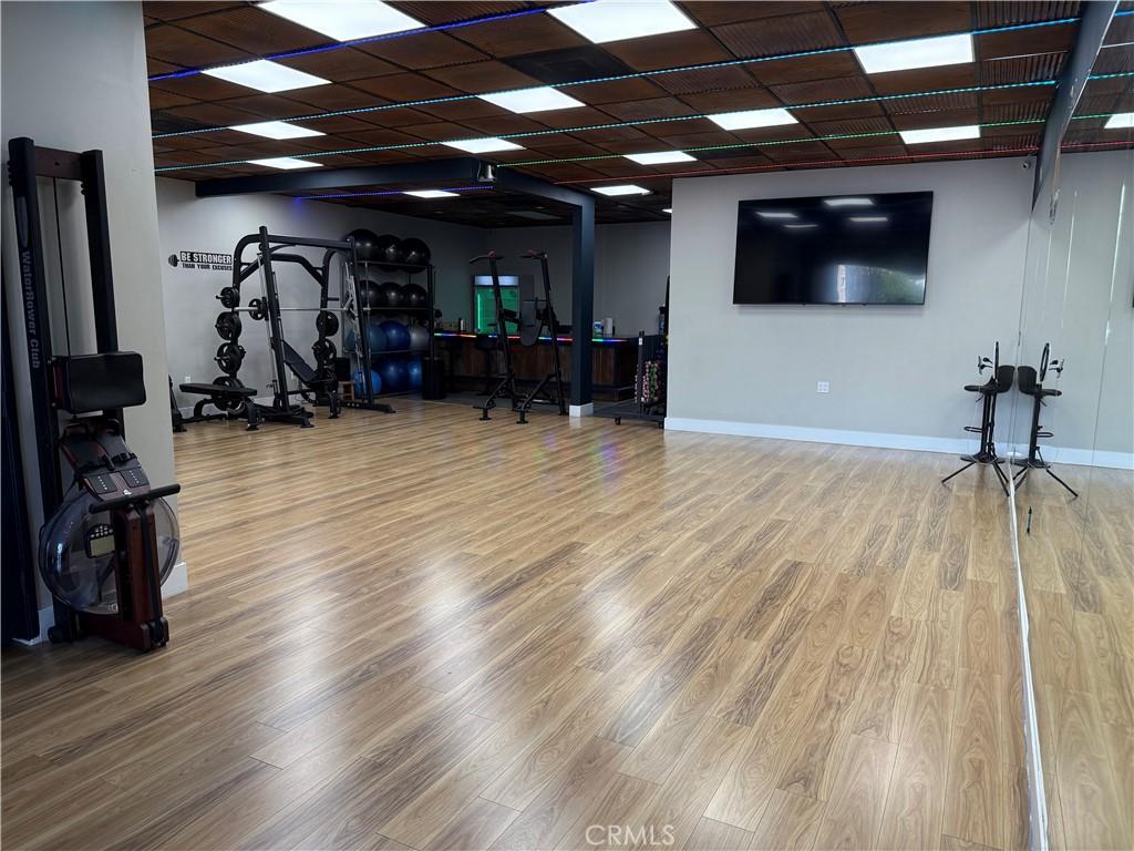 19564 S Ventura BL Tarzana CA 91356 | MLS #SR26065291 21 MLS #SR26065291 image #0