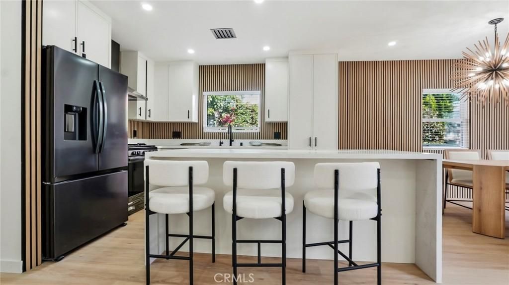 MLS #SR26069599 image #0