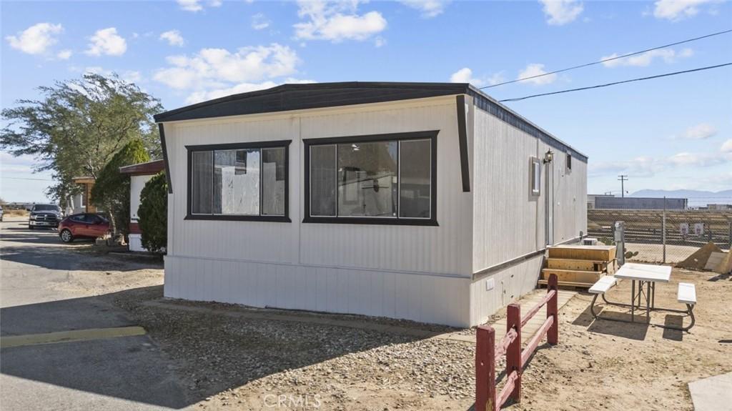 MLS #SR26100632 image #0