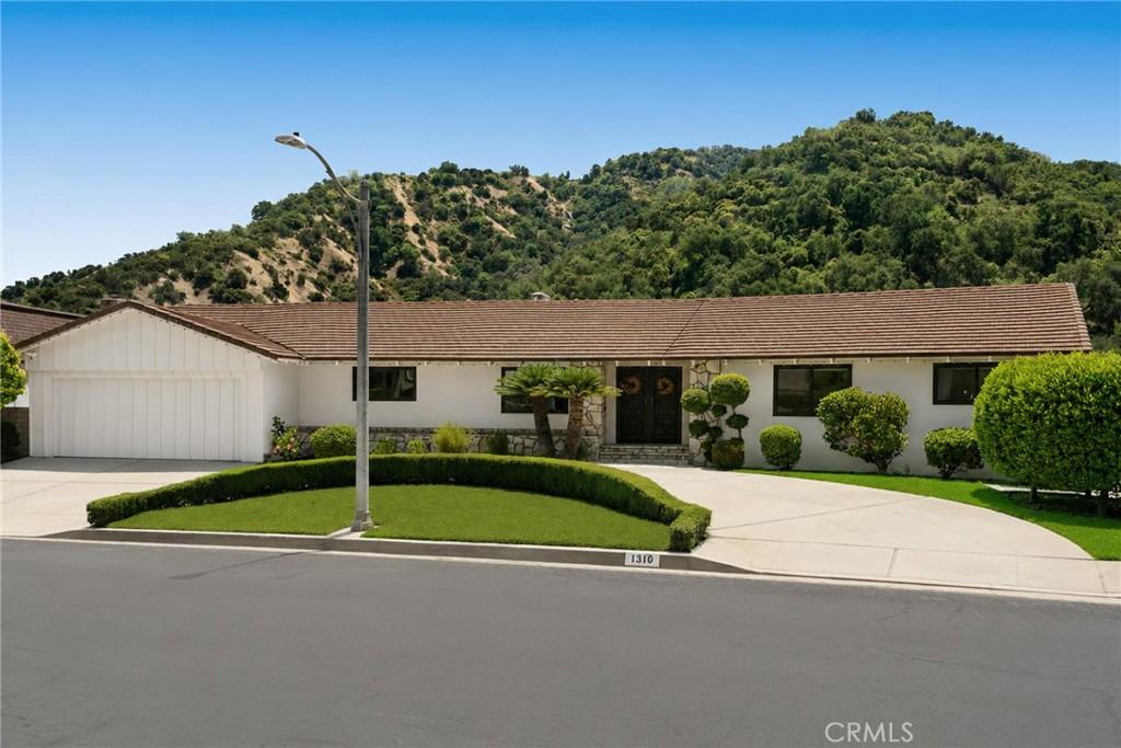 MLS #SR26101885 image #0