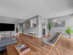 5454 Zelzah Avenue #309 Encino CA 91316 | MLS #SR26113077 45 MLS #SR26113077 image #0