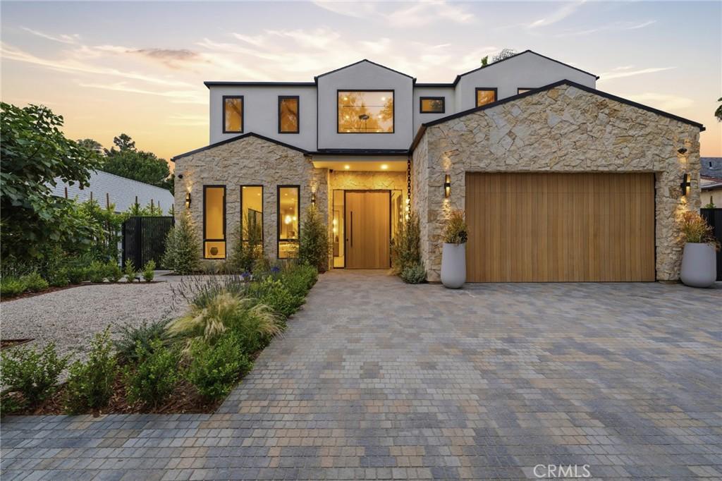 4447 Matilija Sherman Oaks CA 91423 | MLS #SR26118533 45 MLS #SR26118533 image #0