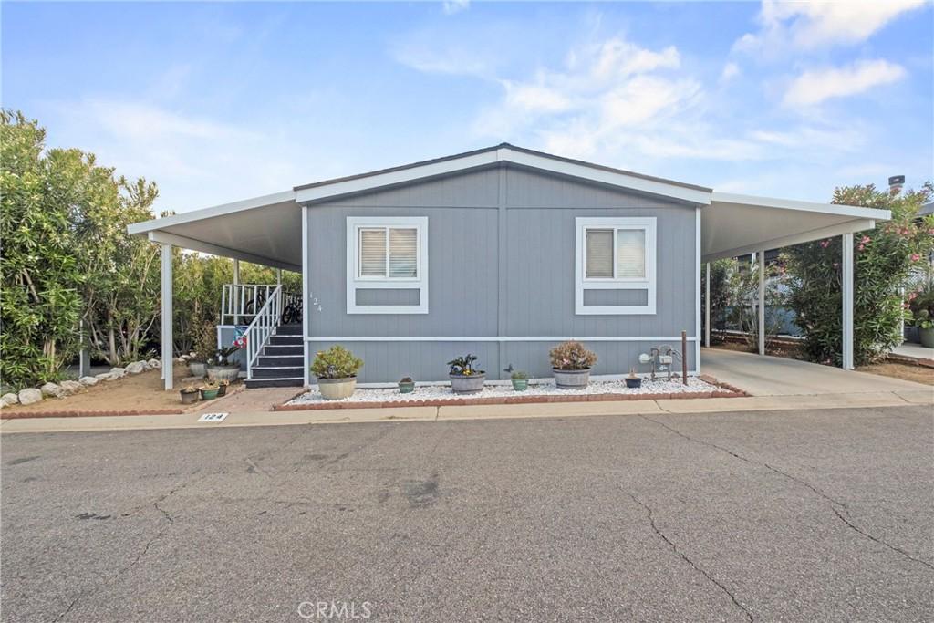 MLS #SR26121661 image #0