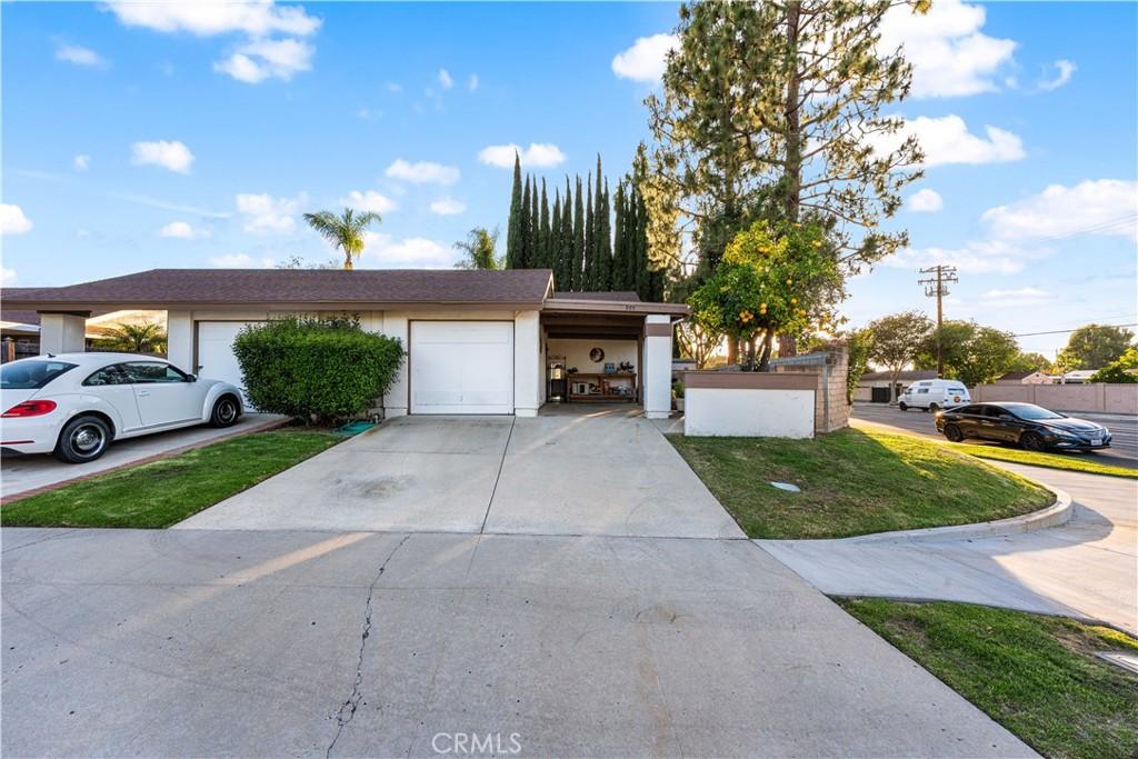 995 Vallejo Simi Valley CA 93065 | MLS #SR26129894 45 MLS #SR26129894 image #0