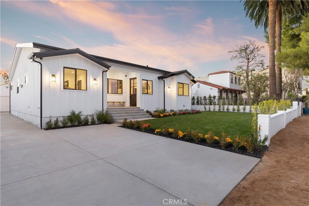 5537 Sunnyslope AV Sherman Oaks CA 91401 | MLS #SR26134217 45 MLS #SR26134217 image #0