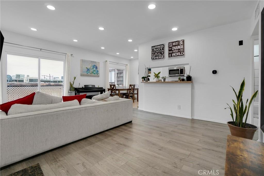 MLS #SR26135532 image #0