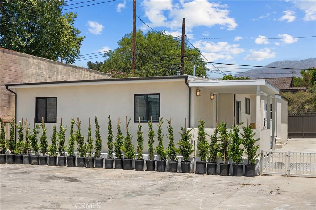 2057 E Villa Pasadena CA 91107 | MLS #SR26137831 45 MLS #SR26137831 image #0