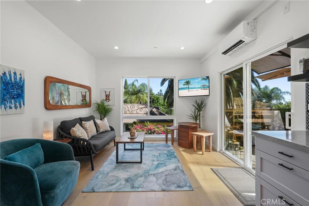 2258 Helios DR Los Angeles CA 90068 | MLS #SR26142509 45 MLS #SR26142509 image #0