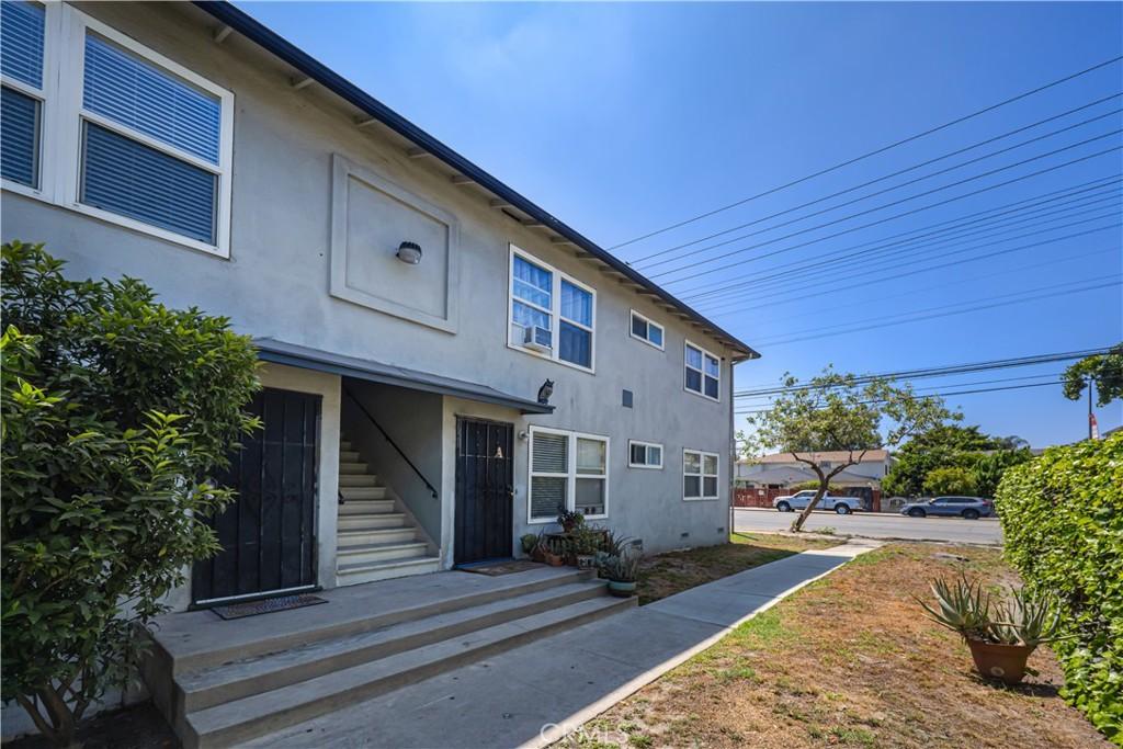 12237 Vanowen ST #E North Hollywood CA 91605 | MLS #SR26147966 45 MLS #SR26147966 image #0