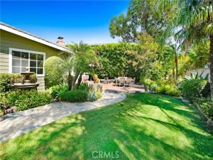 5062 Avenida Hacienda Tarzana CA 91356 | MLS #SR26152336 45 MLS #SR26152336 image #0
