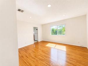 MLS #SR26165977 image #0