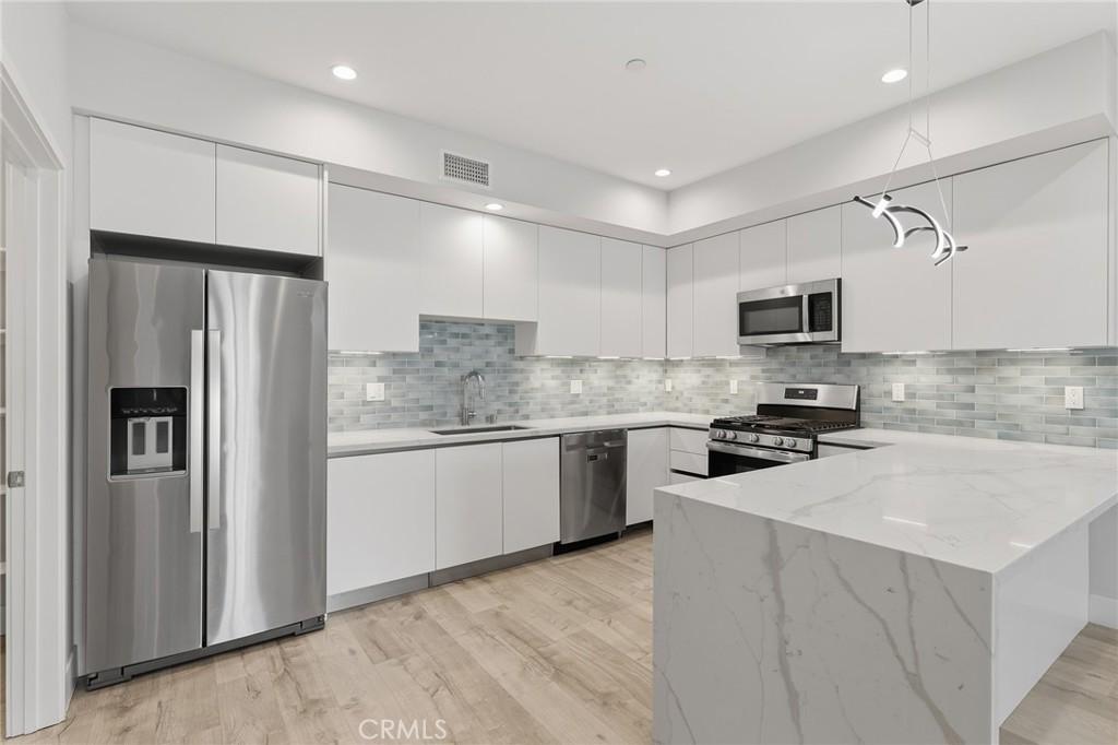MLS #SR26170658 image #0