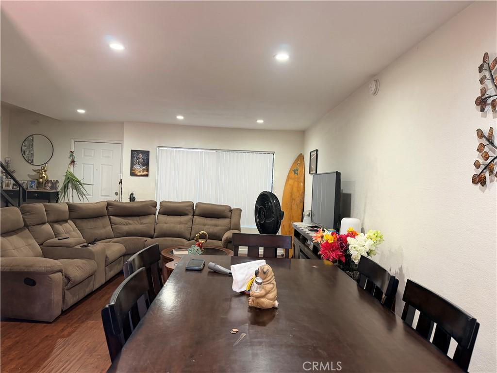 9831 Sepulveda #26 Los Angeles CA 91343 | MLS #SR26172093 45 MLS #SR26172093 image #0