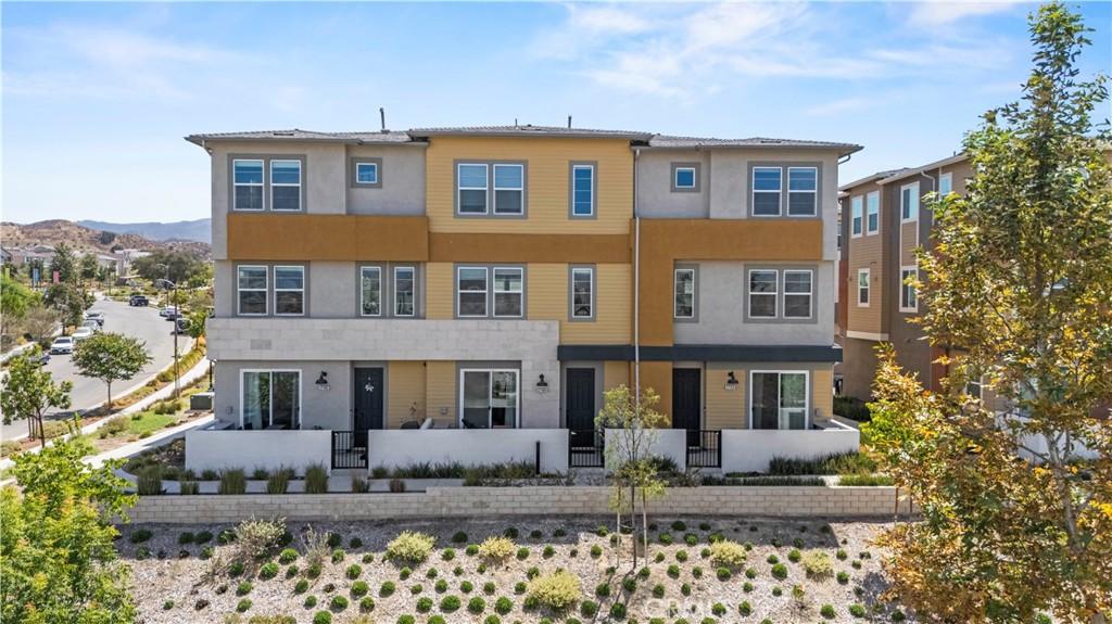 27105 Valley Oak Valencia CA 91381 | MLS #SR26178919 41 MLS #SR26178919 image #0
