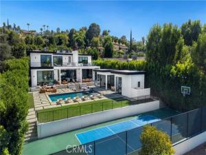4940 Brewster Drive Tarzana CA 91356 | MLS #SR26181883 45 MLS #SR26181883 image #0