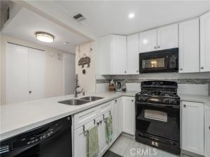 MLS #SR26182168 image #0
