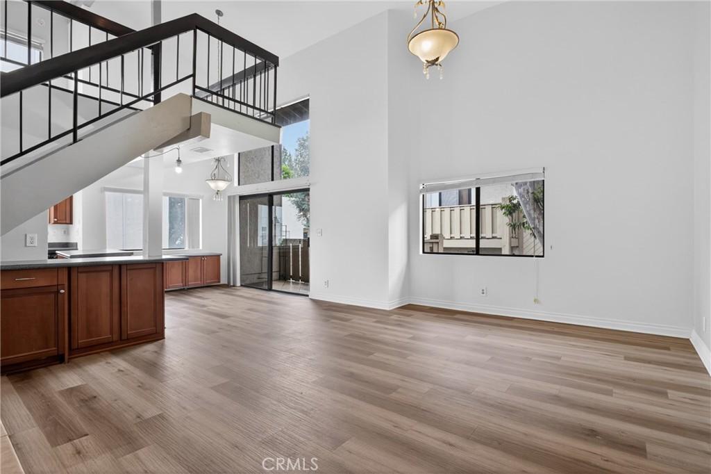 18433 Hatteras #507 Tarzana CA 91356 | MLS #SR26182741 45 MLS #SR26182741 image #0