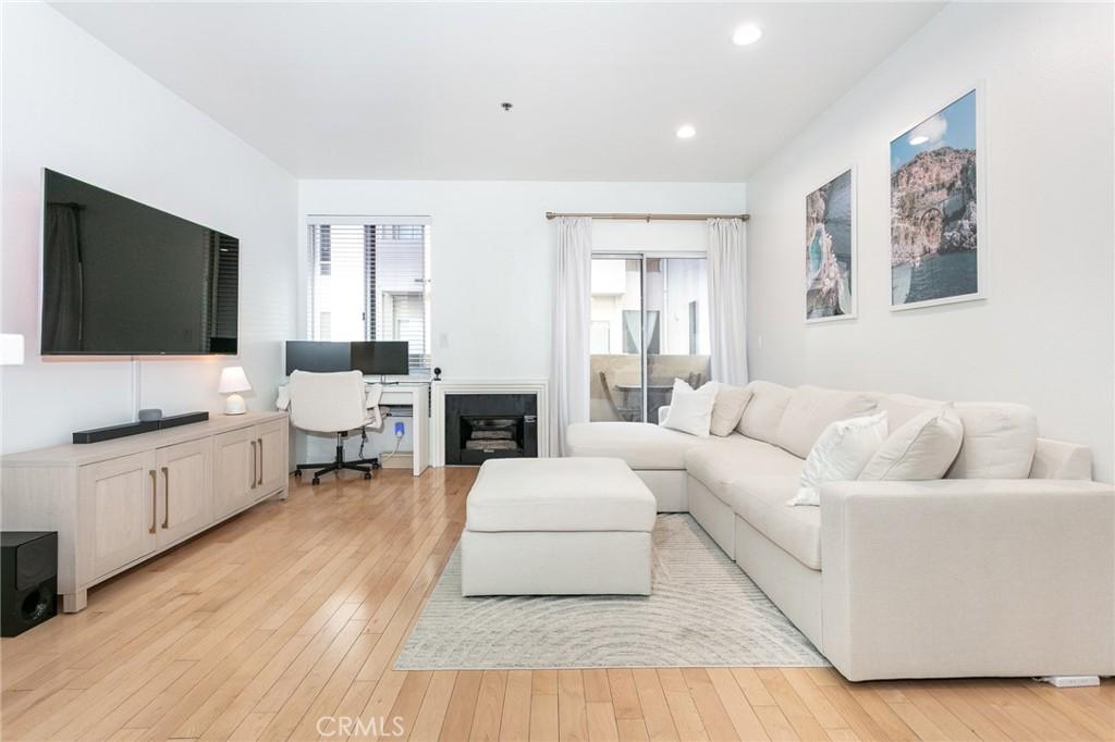 MLS #SR26183330 image #0