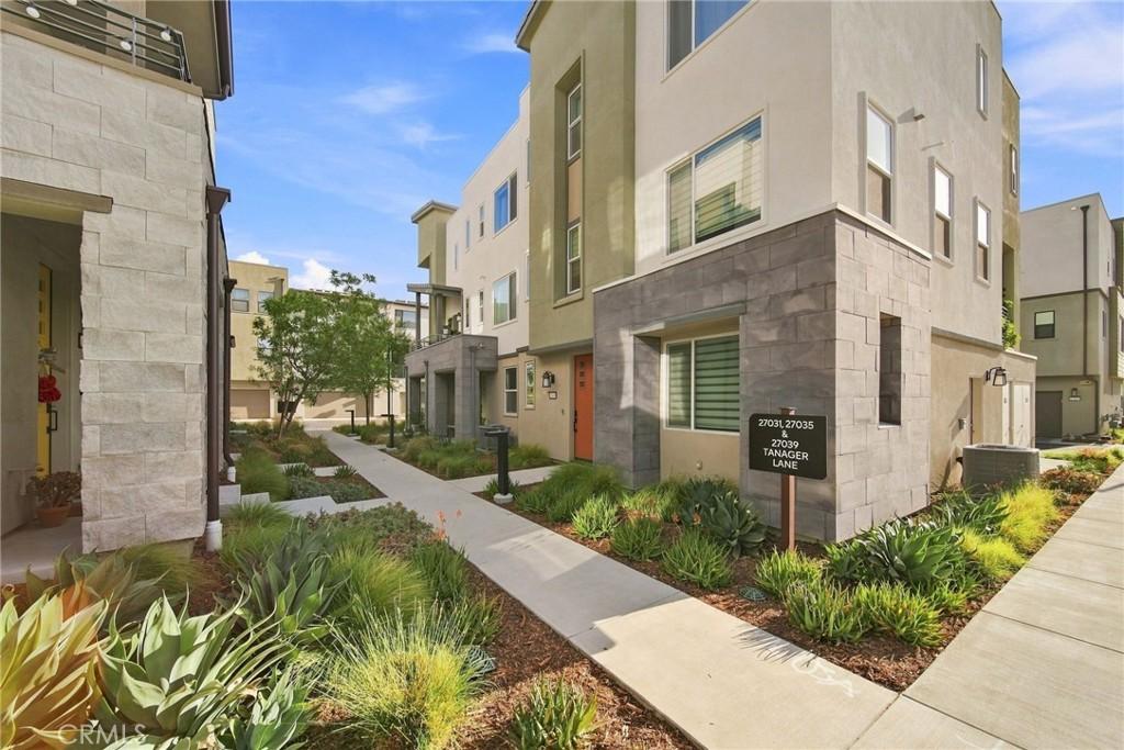 27035 Tanager Valencia CA 91381 | MLS #SR26186717 45 MLS #SR26186717 image #0
