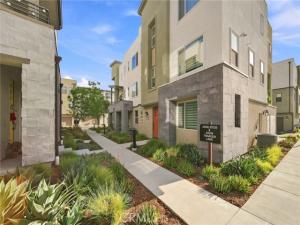 MLS #SR26186717 image #0