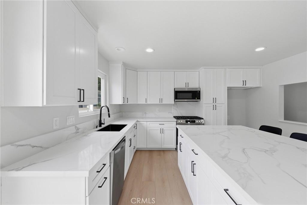 MLS #SR26189348 image #0