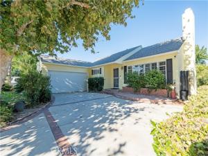 7032 Encino Lake Balboa CA 91406 | MLS #SR26193355 45 MLS #SR26193355 image #0