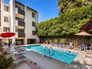 5440 Lindley Avenue #310 Encino CA 91316 | MLS #SR26203451 45 MLS #SR26203451 image #0