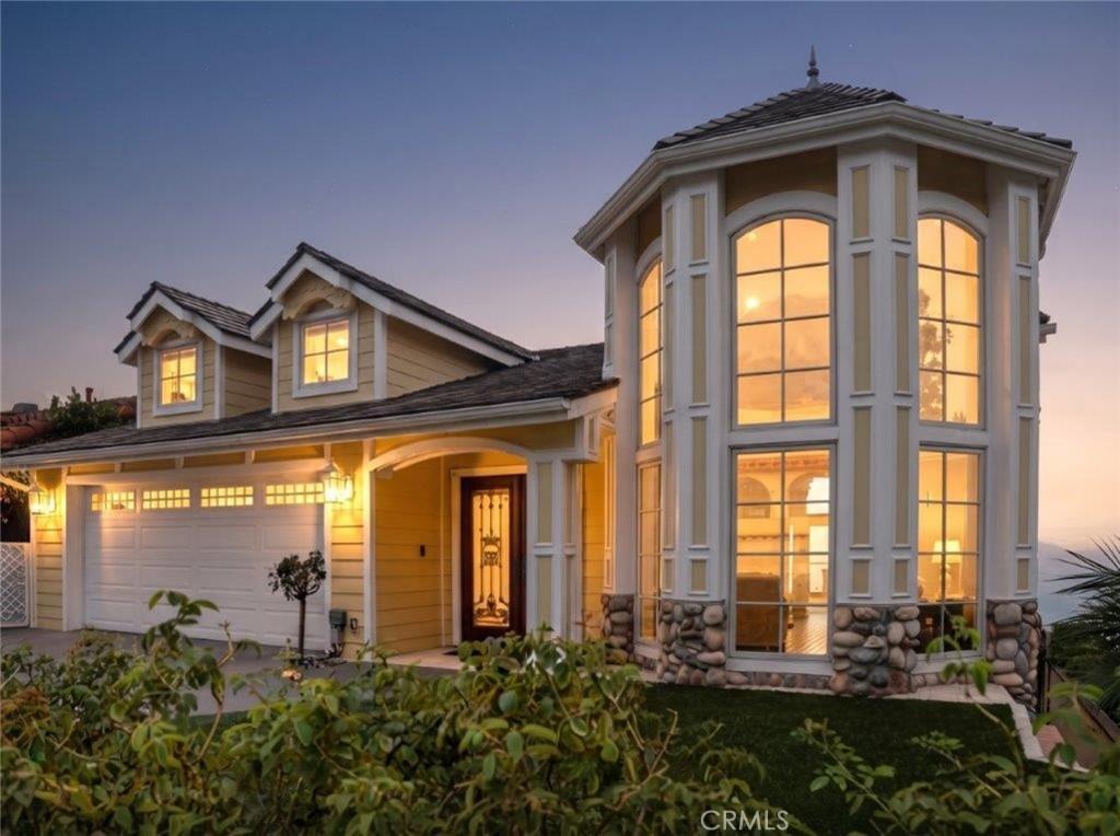 401 S Via Montana Burbank CA 91501 | MLS #SR26208973 45 MLS #SR26208973 image #0