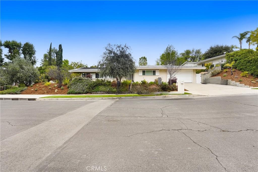 MLS #SR26211325 image #0