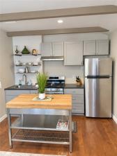 17212 Strathern Lake Balboa CA 91406 | MLS #SR26211335 45 MLS #SR26211335 image #0