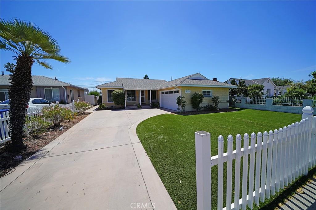 11252 Delano Los Angeles CA 91606 | MLS #SR26189646 87 MLS #SR26189646 image #0