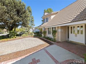 MLS #SR26224159 image #0