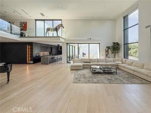 MLS #SR26226843 image #0