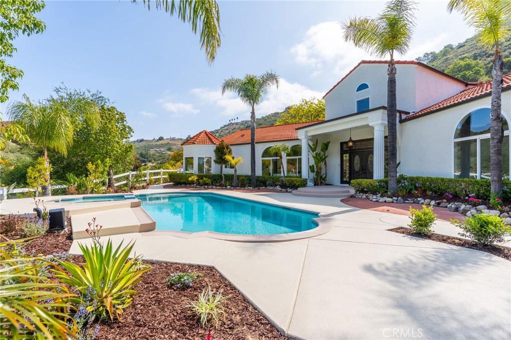 MLS #SW25099905 img 0