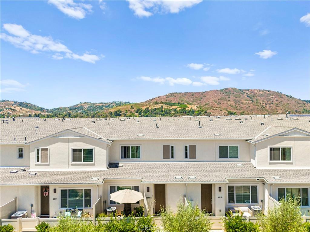 MLS #SW25172065 img 0