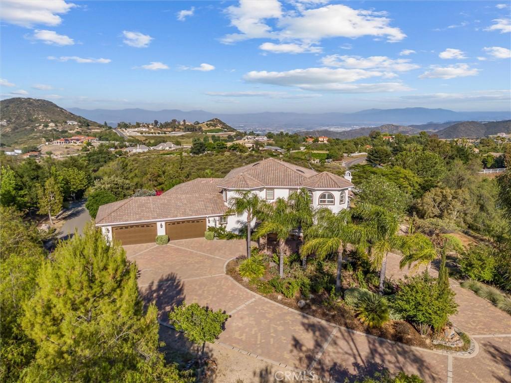 MLS #SW25180496 img 0