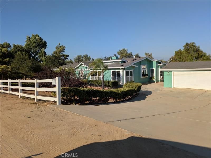 MLS #SW25184731 img 0