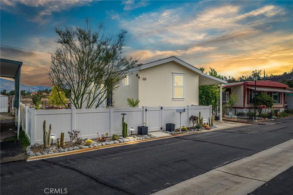 MLS #SW25259381 image #0