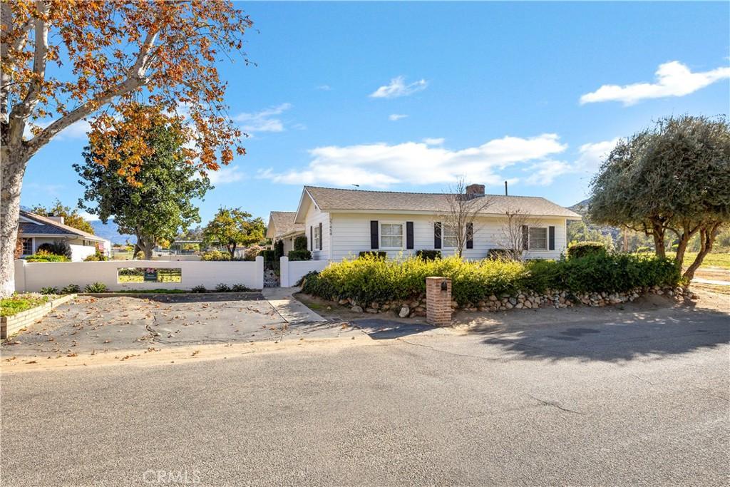 MLS #SW25280010 image #0