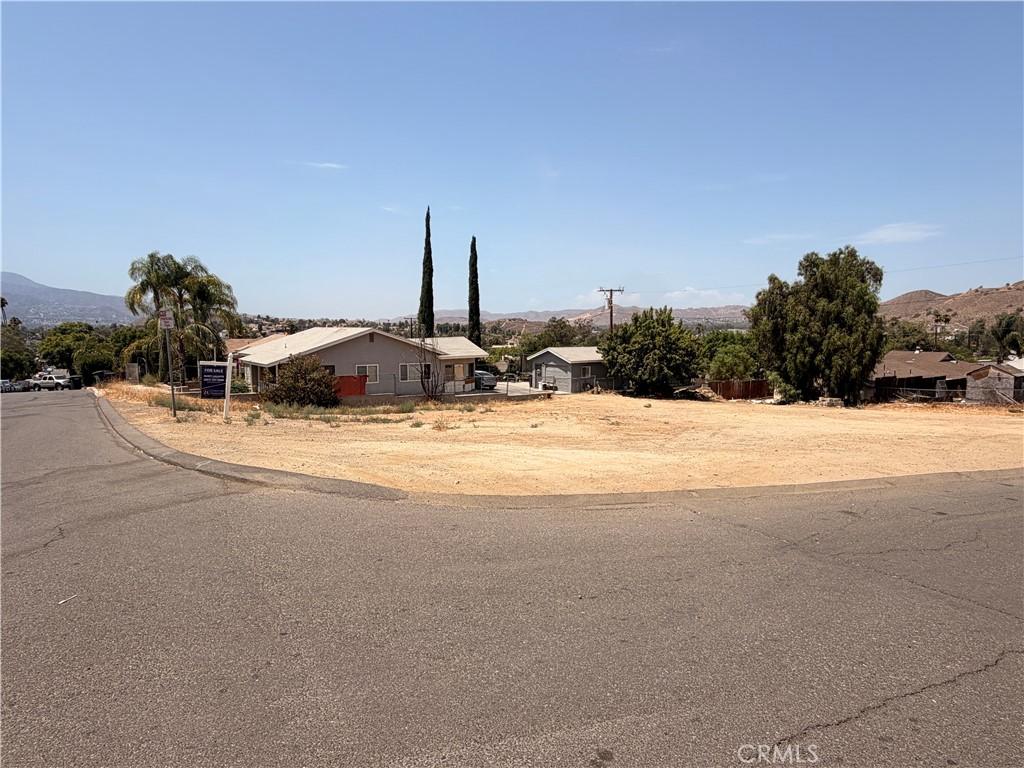 PECK Lake Elsinore CA 92530 | MLS #SW26174553 45 MLS #SW26174553 image #0