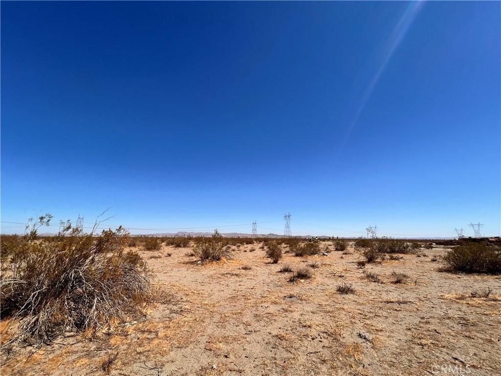 MLS #TR25171396 image #0