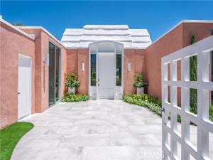 47090 Amir Drive Palm Desert CA 92260 | MLS #TR25218615 45 MLS #TR25218615 image #0
