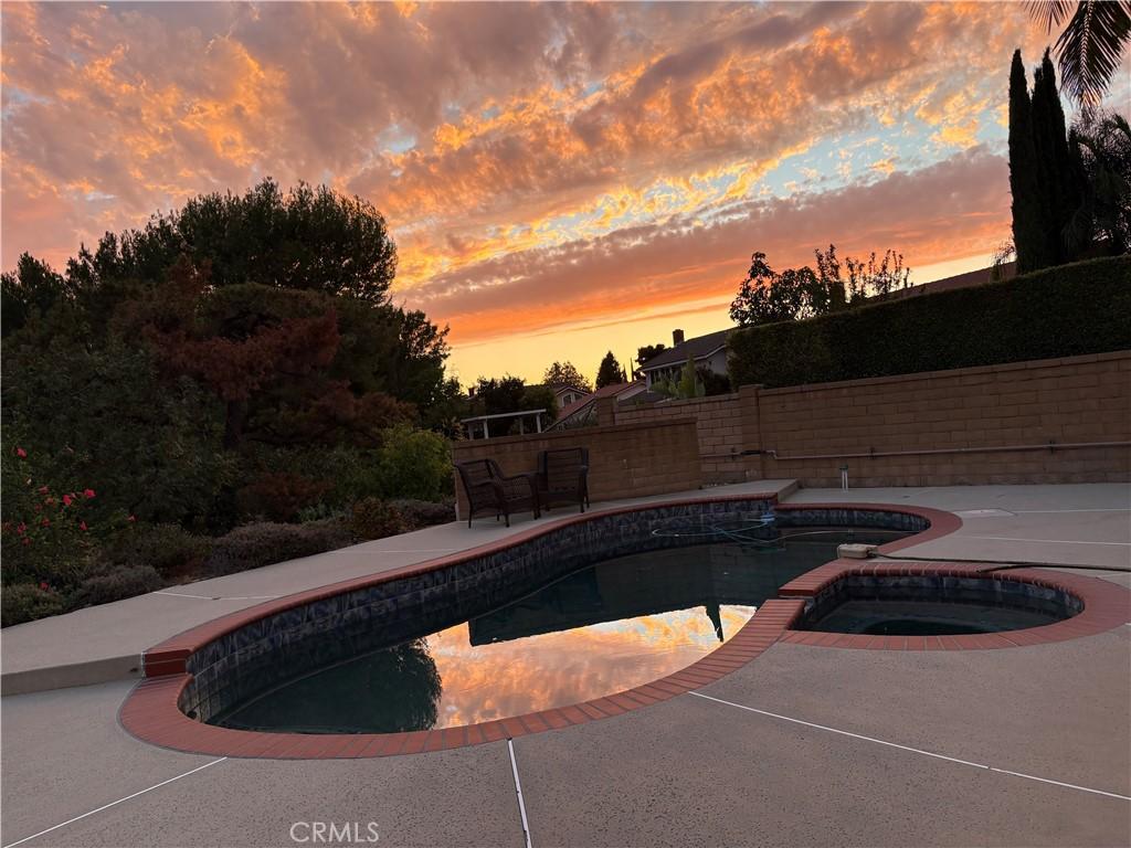 MLS #TR25227108 image #0