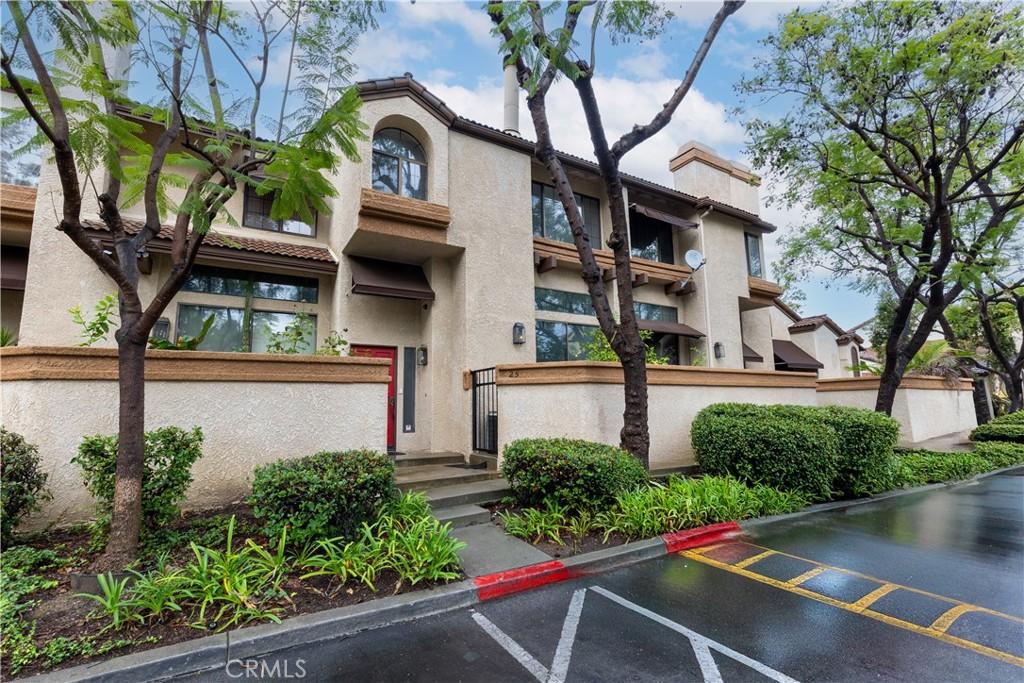 MLS #TR25264160 image #0