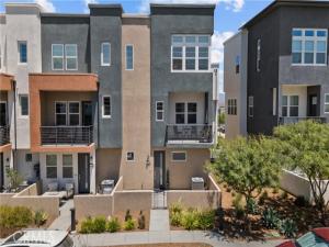 27034 Hummingbird Lane Valencia CA 91381 | MLS #TR26095431 45 MLS #TR26095431 image #0