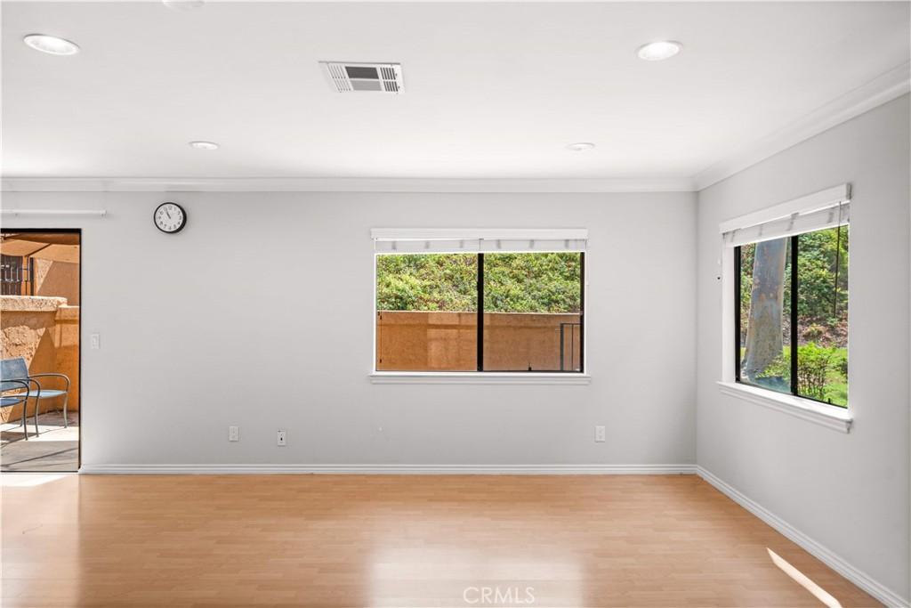 MLS #TR26170880 image #0