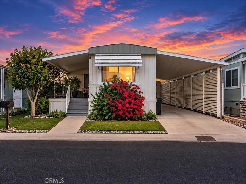 27601 Sun City BL #302 Menifee CA 92586 | MLS #TR26216990 21 MLS #TR26216990 image #0