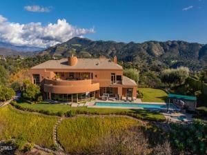 MLS #V1-28700 image #0