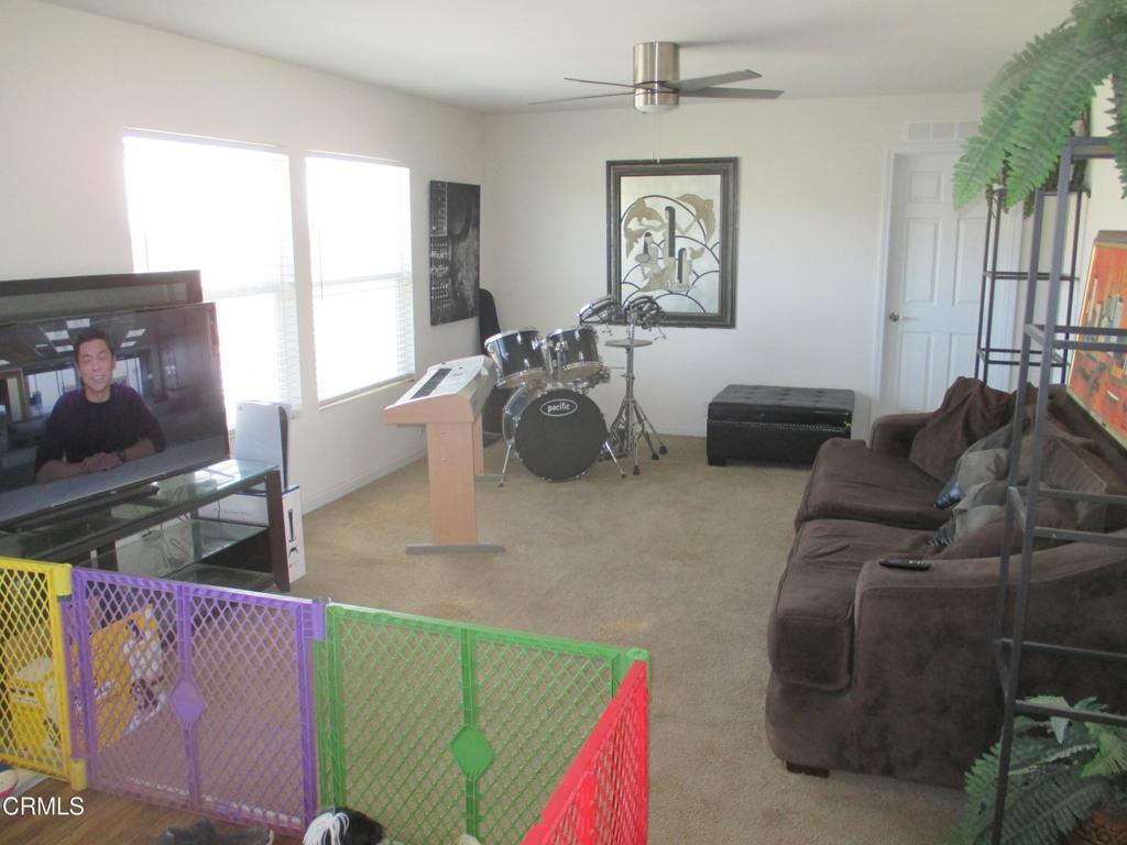 MLS #V1-29067 image #0